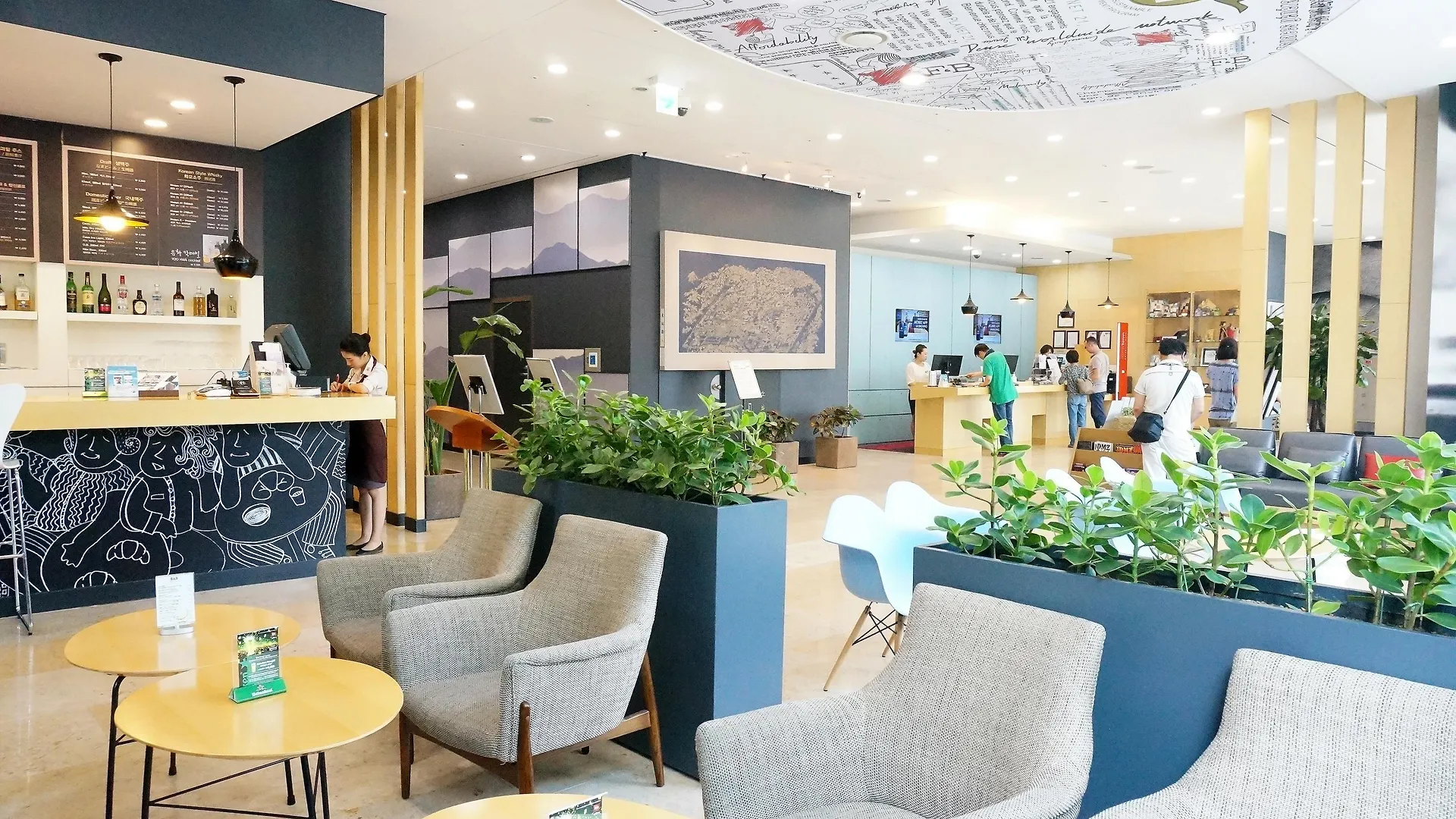 Ibis Ambassador Seoul Insadong Hotel 3*,  South Korea