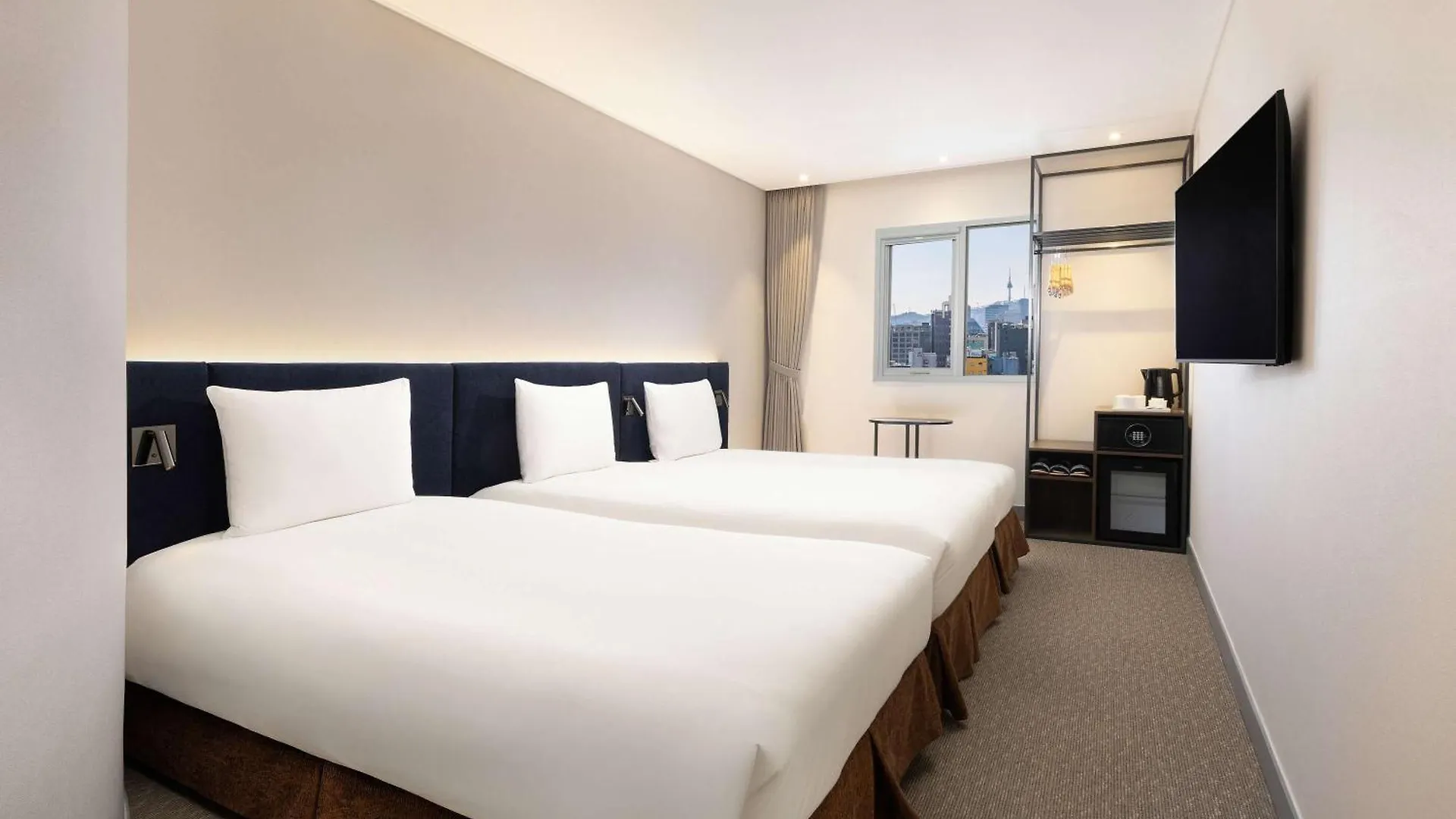 Ibis Ambassador Seoul Insadong Hotel