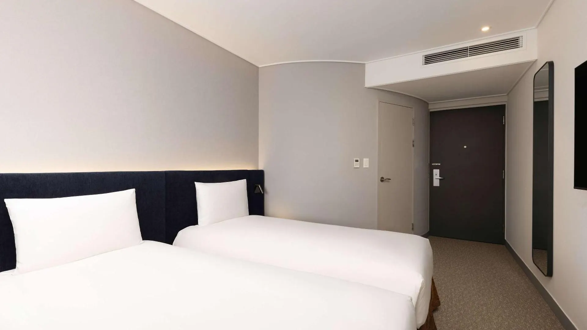 Ibis Ambassador Seoul Insadong Hotel