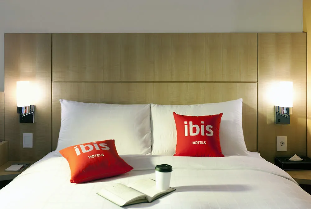 Ibis Ambassador Seoul Insadong Hotel 3*,  South Korea